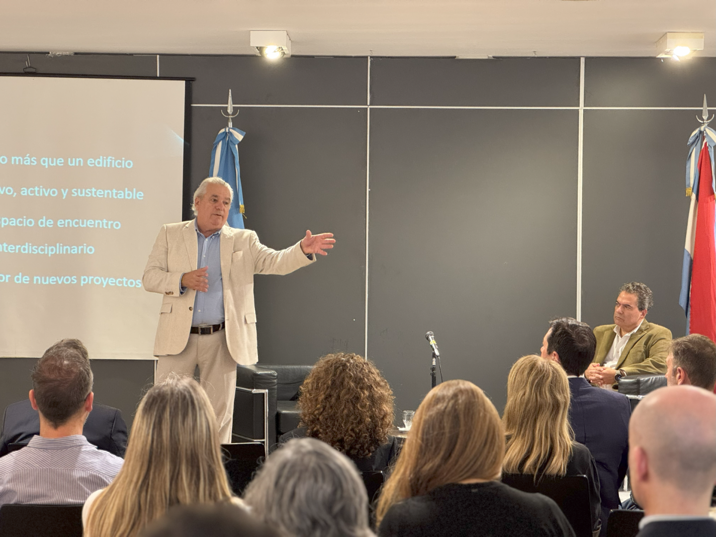 Presentamos miradorTEC en Buenos Aires